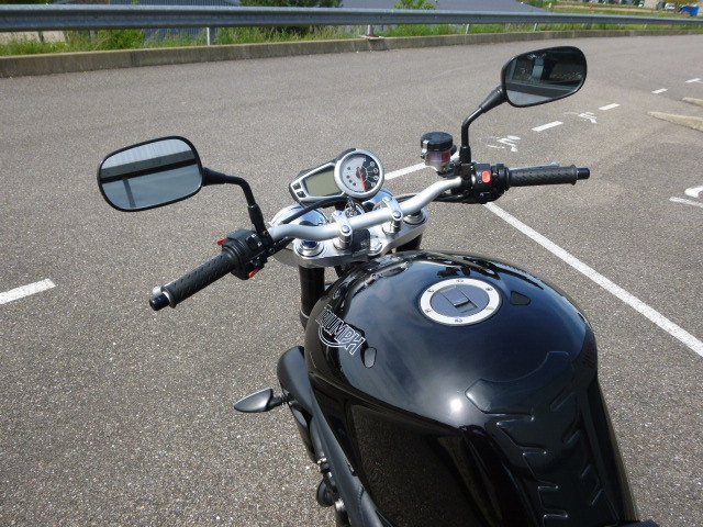 SPEED TRIPLE 1050