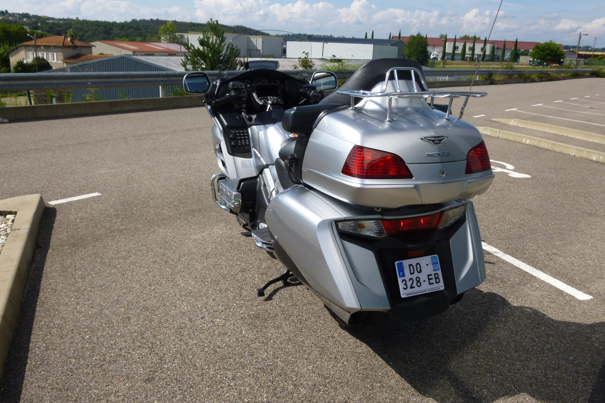 GOLDWING 1800 LUX AIRBAG GPS 15 GRISE