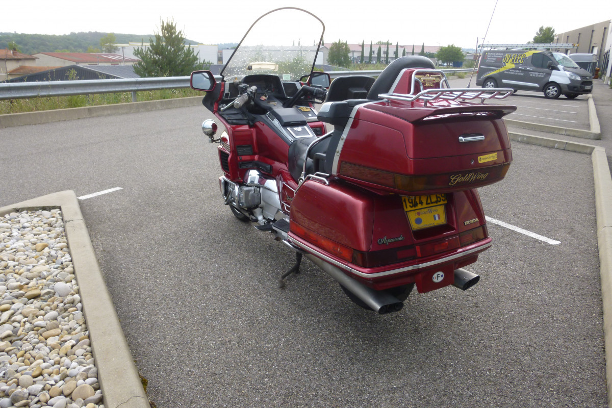 GOLDWING 1500 ROUGE