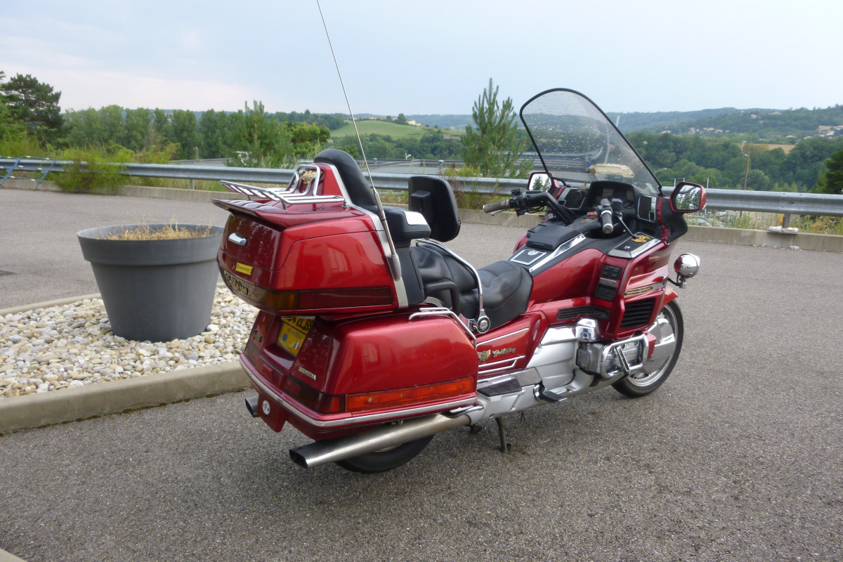 GOLDWING 1500 ROUGE