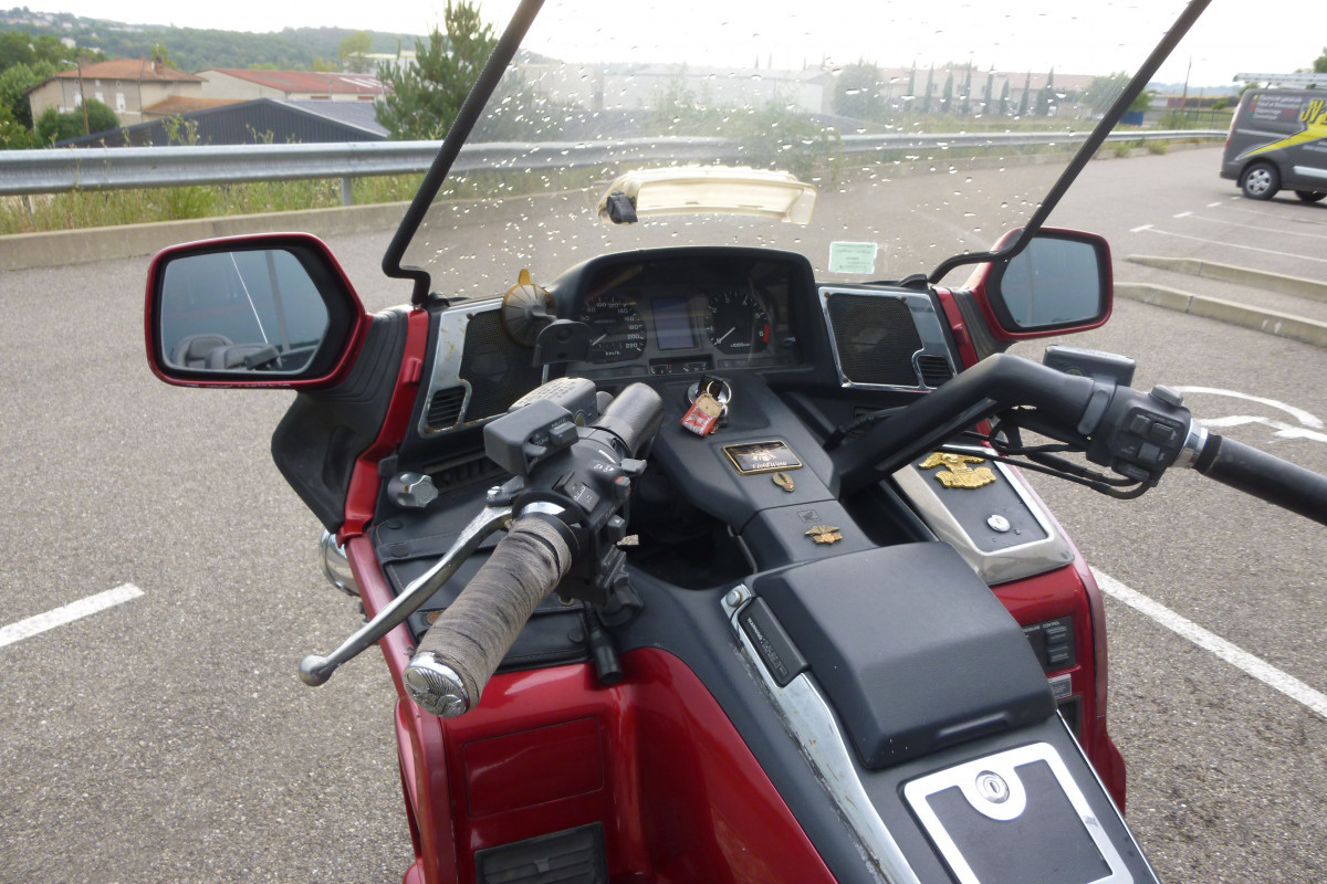 GOLDWING 1500 ROUGE
