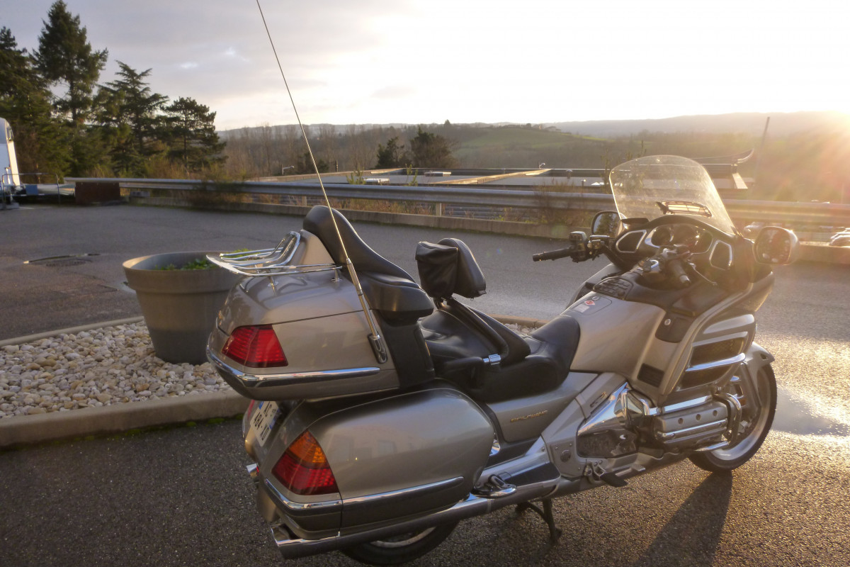 GOLDWING 1800