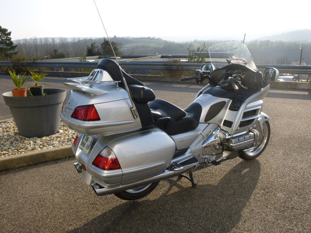 GOLDWING 1800 LUX AIRBAG GPS 07 GRISE