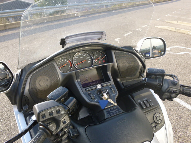 GOLDWING 1800 LUX AIRBAG GPS 07 GRISE