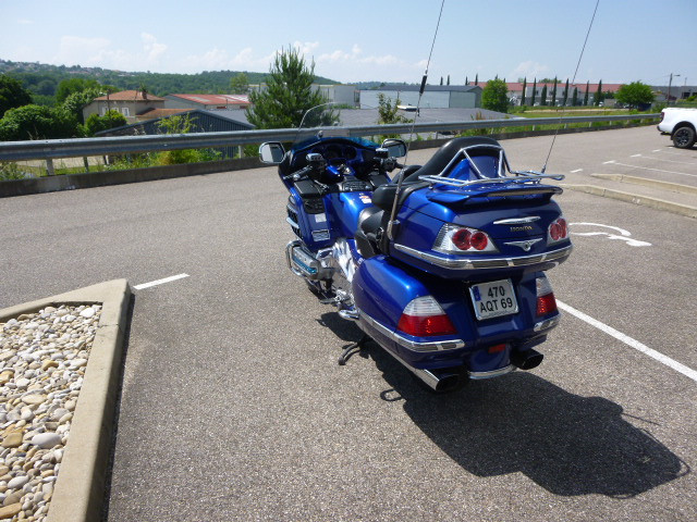 GOLDWING 1800 BLEU 01