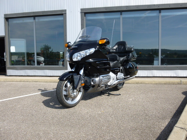 GOLDWING 1800 06 black