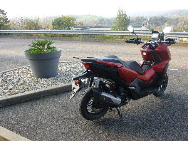HONDA ADV 350