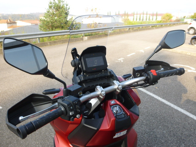 HONDA ADV 350