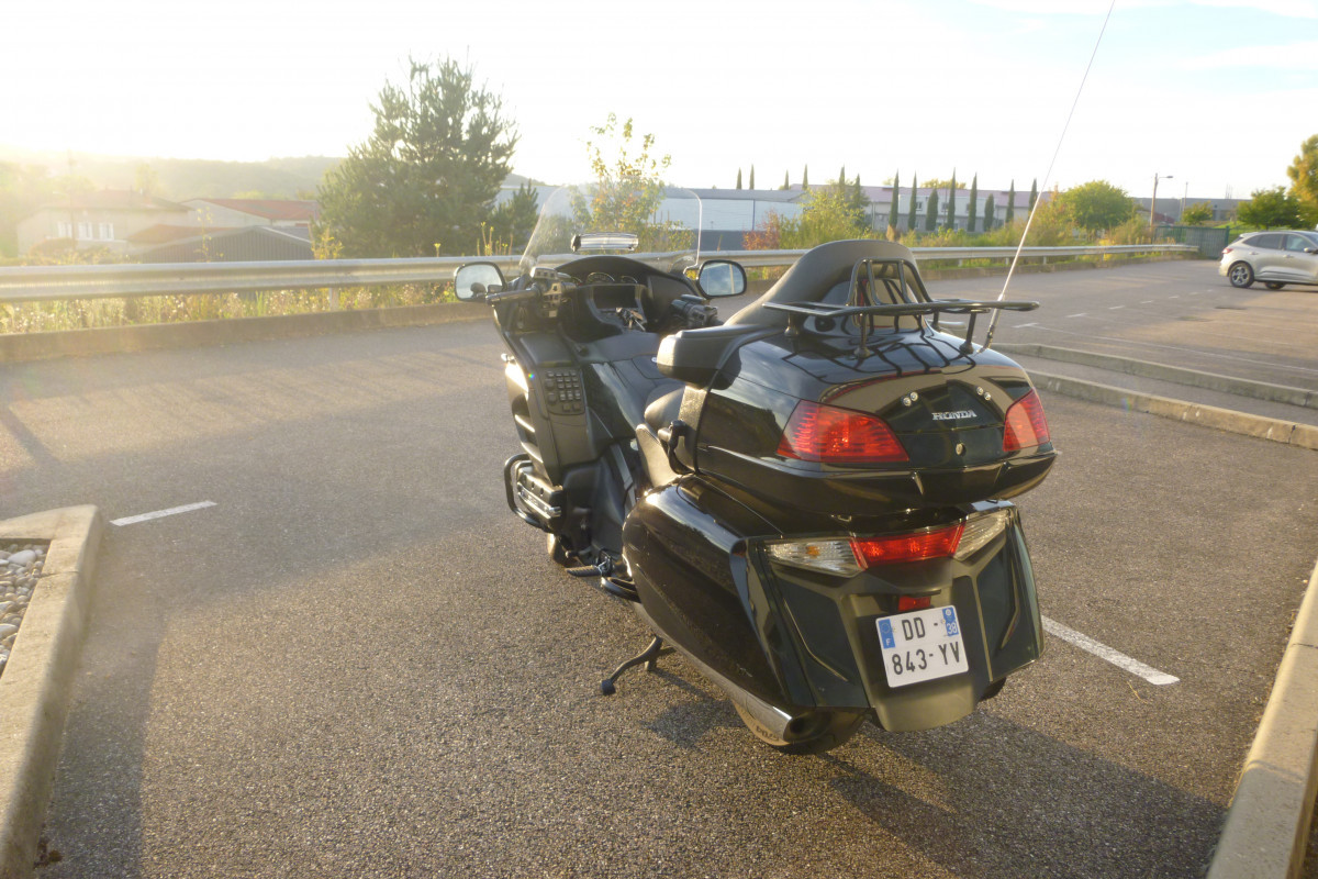 GOLDWING 1800 LUX AIRBAG GPS FULL BLACK 2014