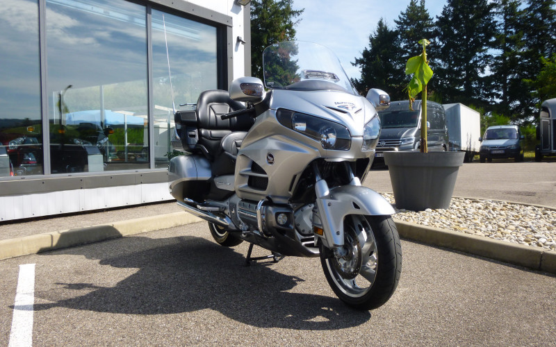 GOLDWING 1800 LUX AIRBAG GPS 15 GRISE